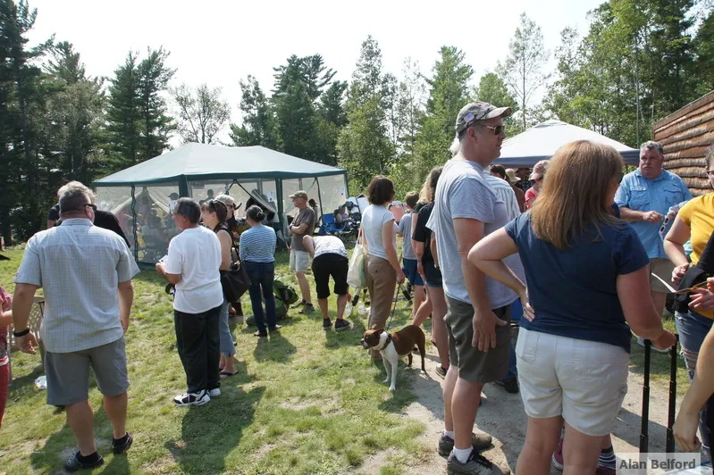 Lots of people came to enjoy the eclipse.