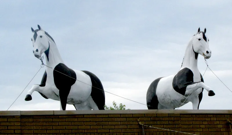 Look up to the roof to see the famous horses!